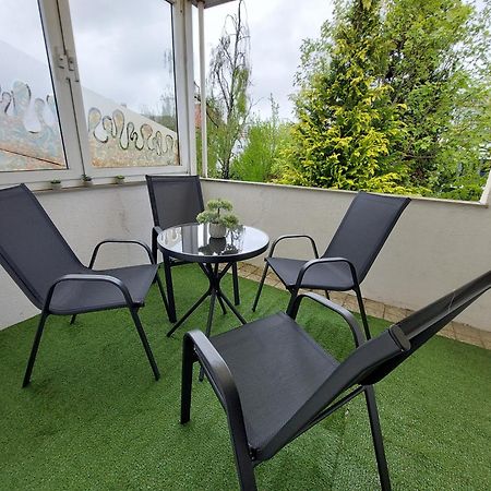 Cozy Home, 7 Beds, Wifi, Kitchen, Balcony, Bielefeld Center Екстер'єр фото