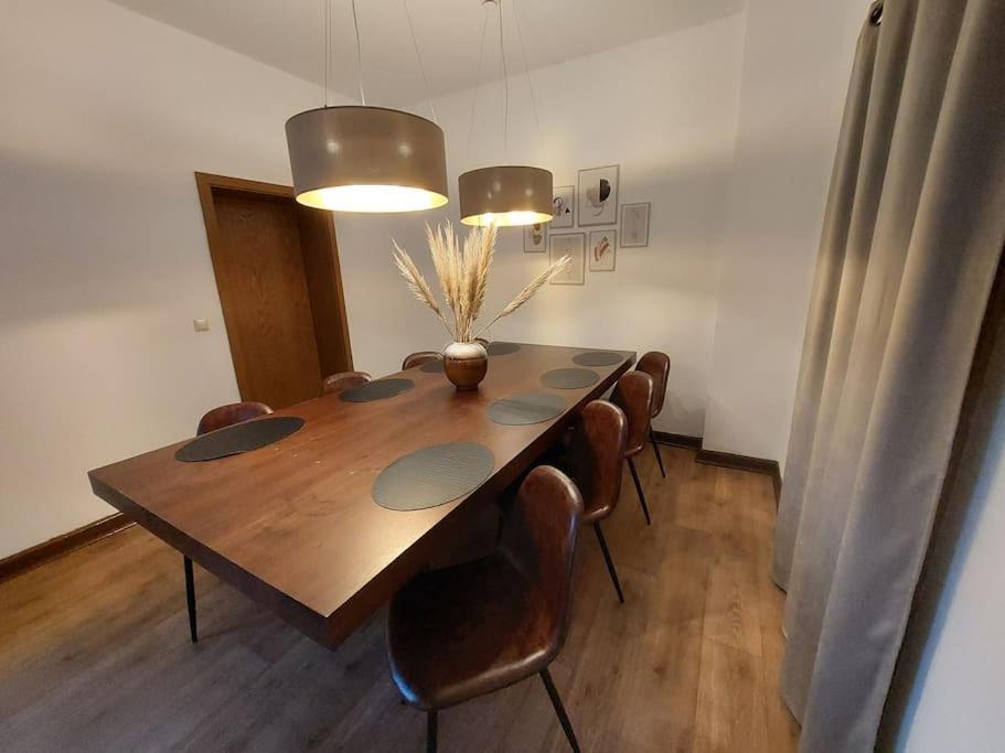 Cozy Home, 7 Beds, Wifi, Kitchen, Balcony, Bielefeld Center Екстер'єр фото